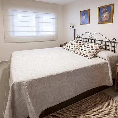 Apartmán Ideal - Beach, Pool, Parking - Inmodream *