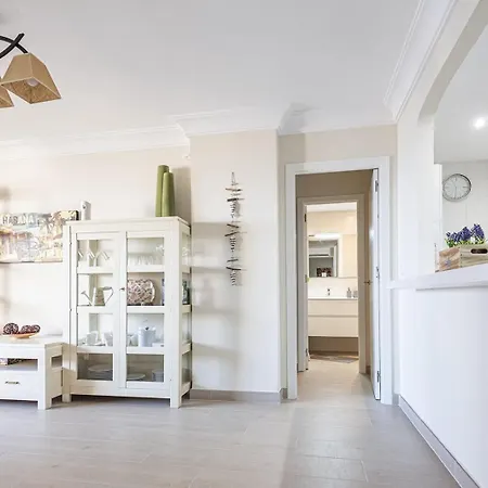 Apartmán Ideal - Beach, Pool, Parking - Inmodream